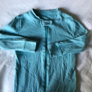 Primary one piece zip up pajamas